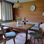 Urlaub Im Echten Bregenzerwaelderhaus Vakantiehuis *