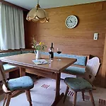 Familienfreundliches Bregenzerwaelderhaus Au (Vorarlberg)
