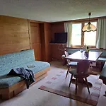 別荘 Familienfreundliches Bregenzerwaelderhaus