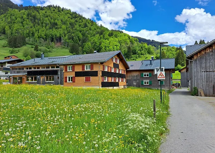 Familienfreundliches Bregenzerwaelderhaus בית נופש